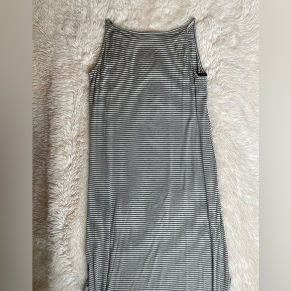Cable & Gauge Grey Striped Maxi Dress - Picture 3 of 9